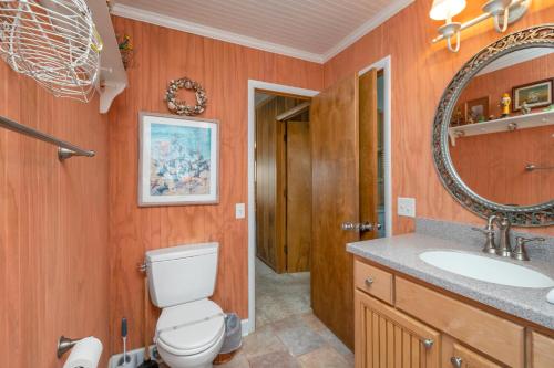 A Pirate's Paradise by Oak Island Accommodations - photo 21