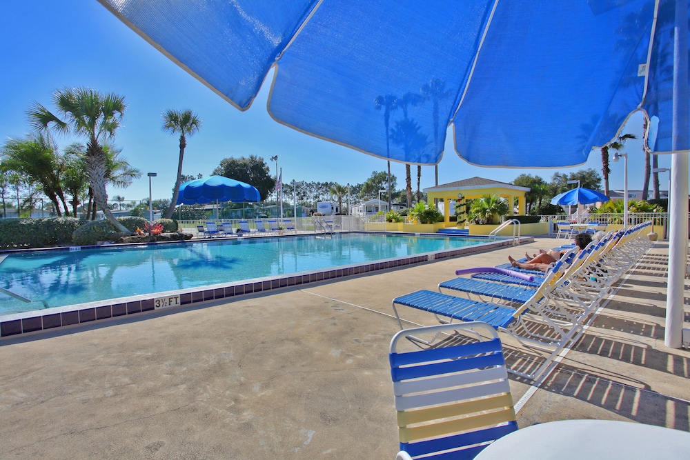 Lake Magic RV Resort - photo 17