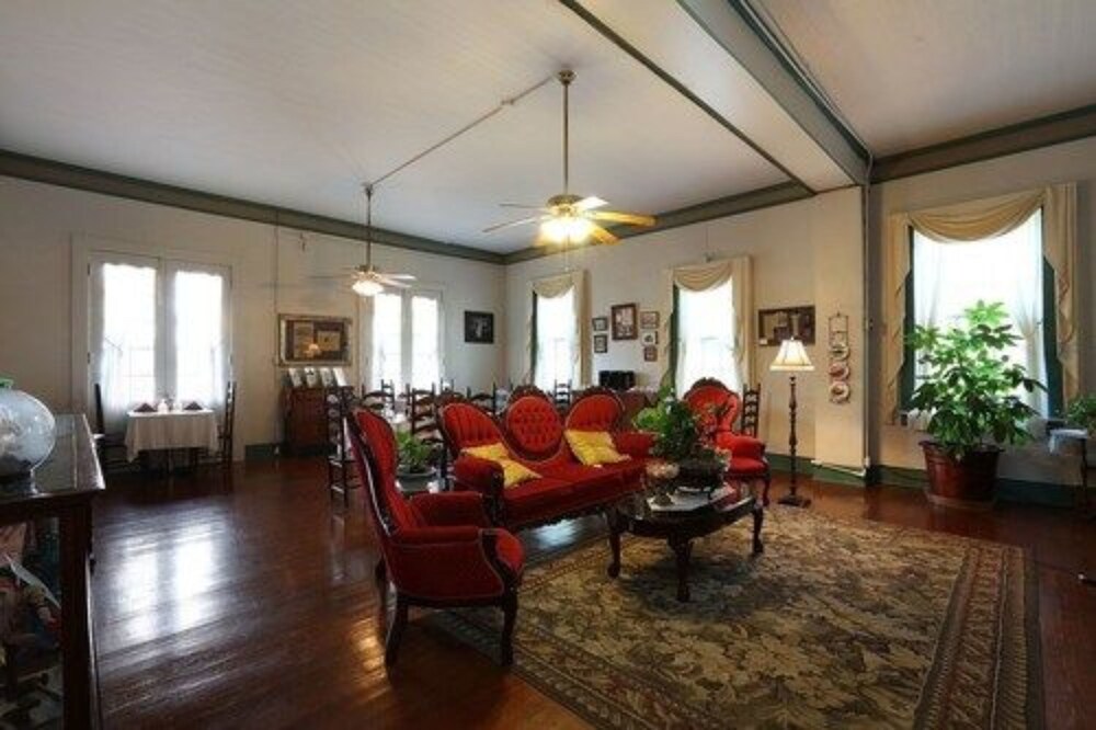 Old Castillo Bed and Breakfast - photo 12