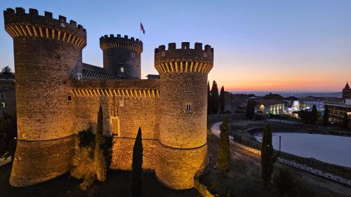 The Apartment Top Floor — 4-Star Luxury Hotel in Tivoli, Italy