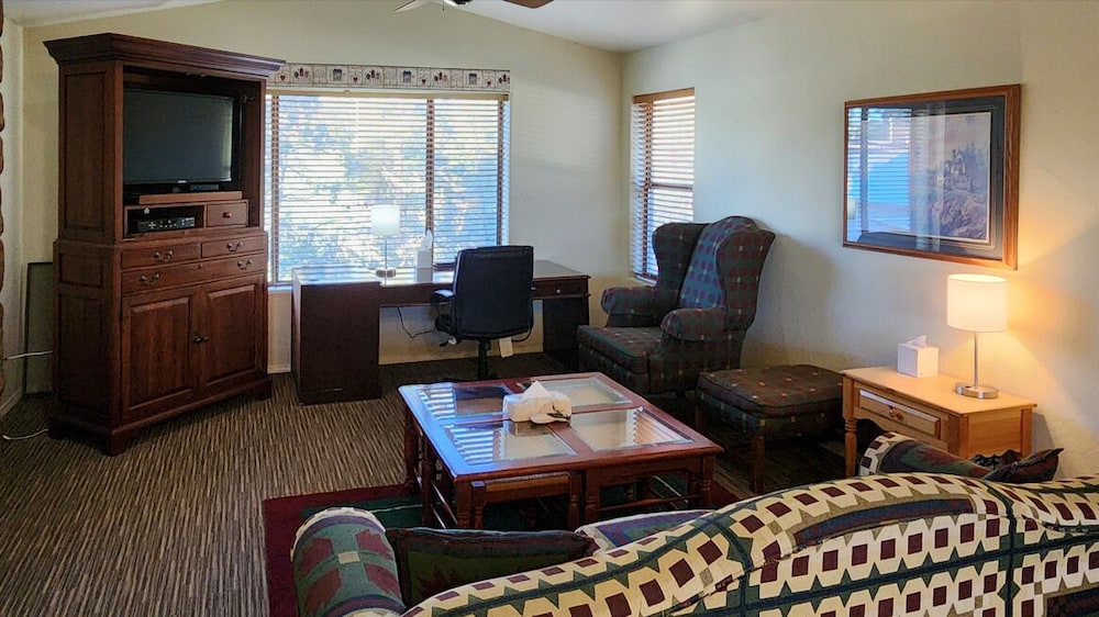 Majestic Mountain Inn - photo 29