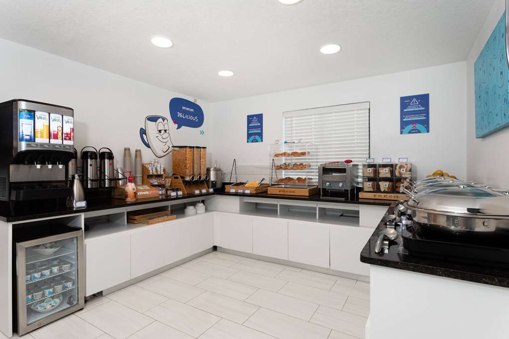 Howard Johnson by Wyndham Orlando Lake Buena Vista South - photo 23