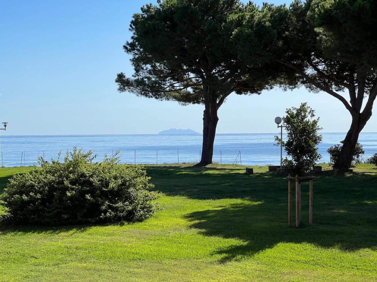 Appartement N 79 Moriani Plage — 4-Star Luxury Hotel in Santa-Lucia-Di-Moriani, France