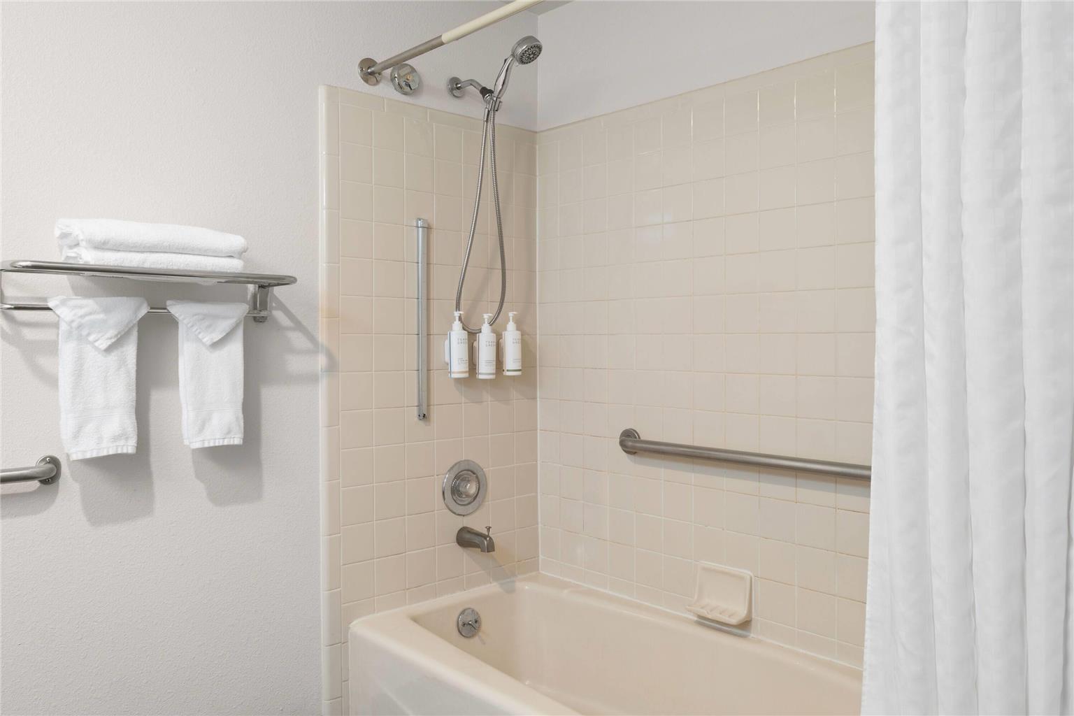Super 8 by Wyndham Baker City - photo 16