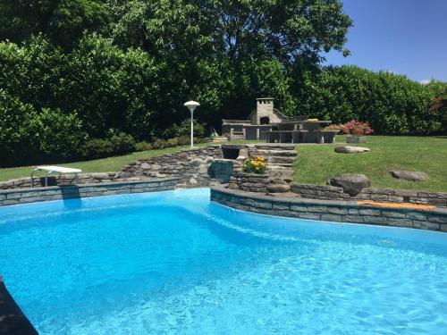Villa Alice — 4-Star Luxury Hotel in Lesa, Italy