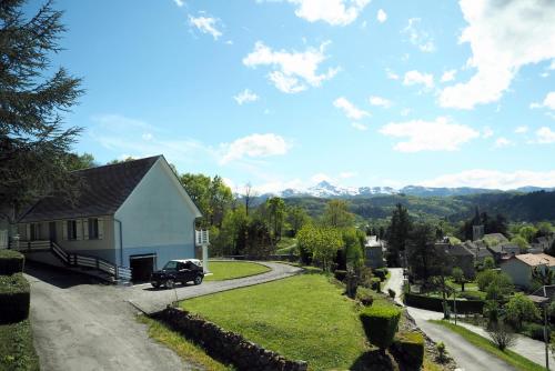 Chez Raymond - carbon neutral hotel in Unknown City
