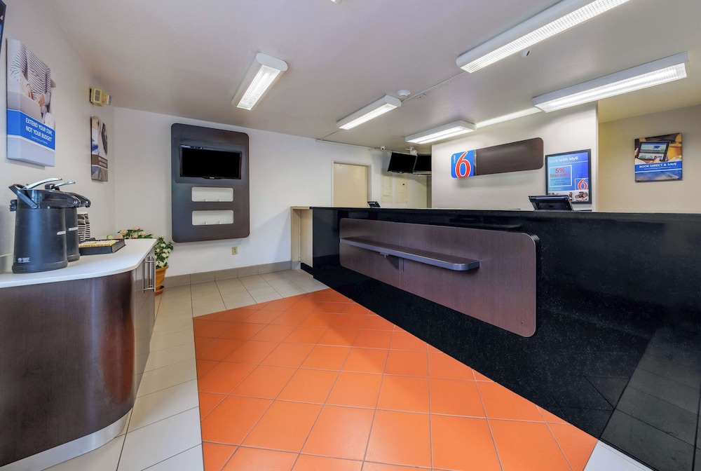 Motel 6 Seattle WA Sea Tac Airport South - photo 2