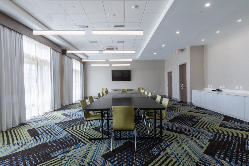 Holiday Inn Express & Suites Columbia Downtown The Vista by IHG - photo 26
