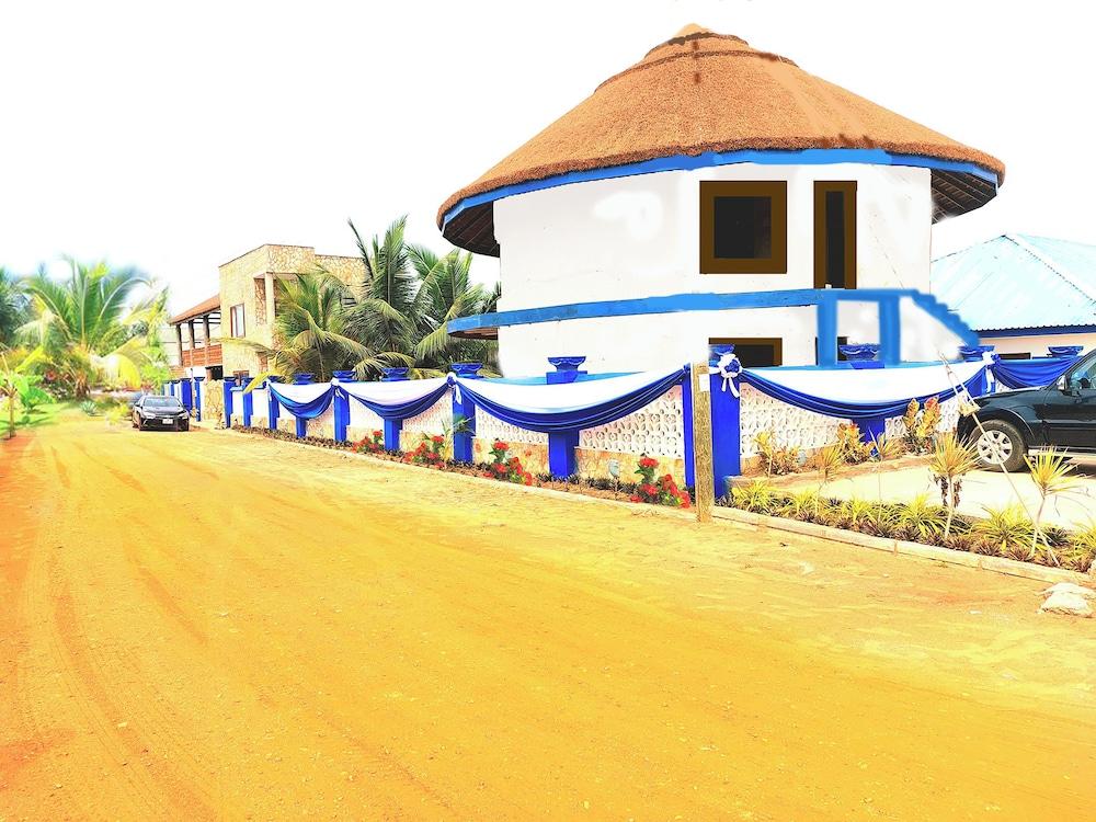 Blue Palm Resort Ghana — 4-Star Luxury Hotel in Accra, Ghana
