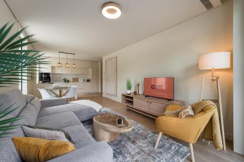 GuestReady Bright & Inviting Stay — 4-Star Luxury Hotel in Vila Nova De Gaia, Portugal