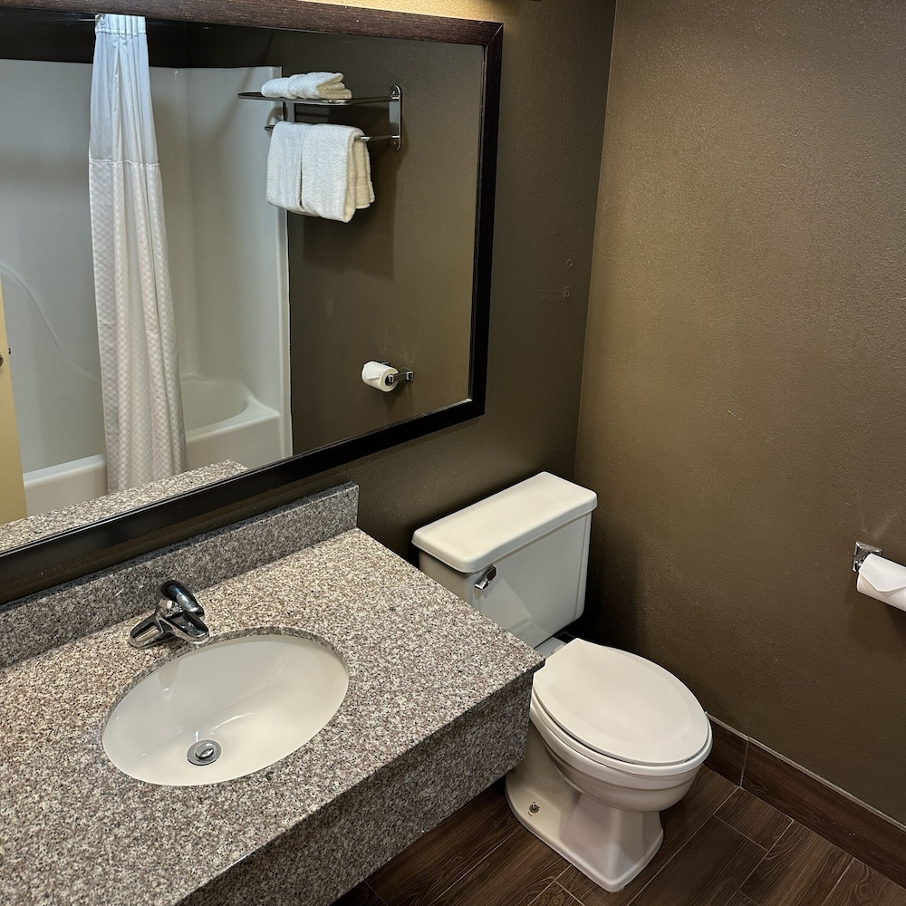 Red Roof Inn & Suites Marysville - photo 25
