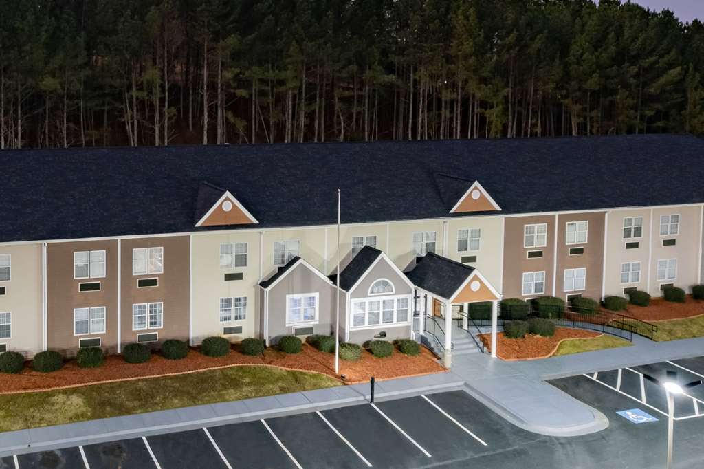 Microtel Inn & Suites By Wyndham Athens - photo 3