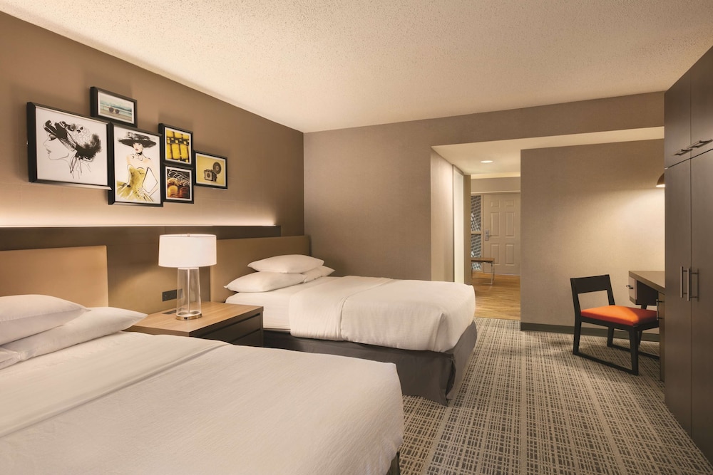 Embassy Suites by Hilton Richmond - photo 14