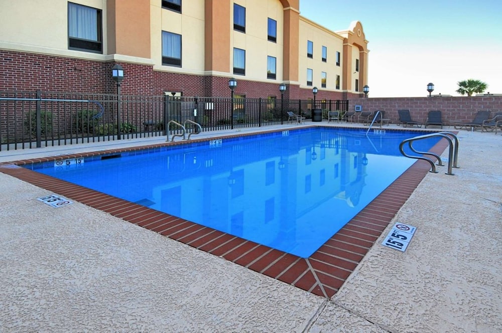 Hampton Inn & Suites New Iberia Avery Island - photo 55