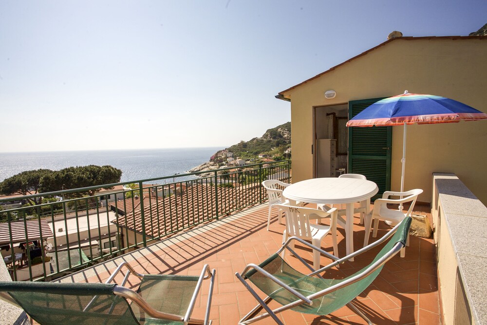Villetta La Terrazza in Marciana, Italy