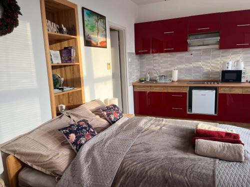Cédrus apartman — 4-Star Luxury Hotel in Tapolca, Hungary