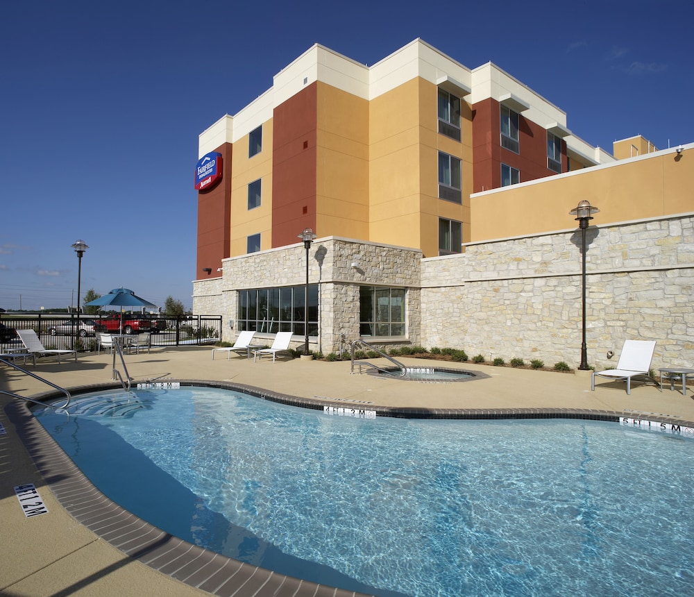 Fairfield Inn & Suites by Marriott Dallas Plano The Colony - photo 14