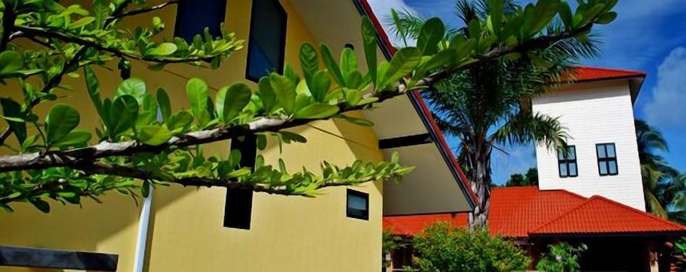 Tanisa Resort in Chumphon, Thailand