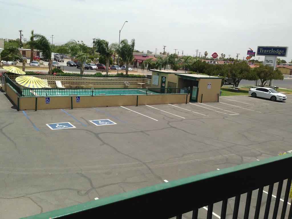Yuma 4th Ave. Travelodge - photo 9