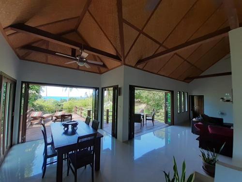 Sea View Villa — 4-Star Luxury Hotel in Ko Pha Ngan, Thailand