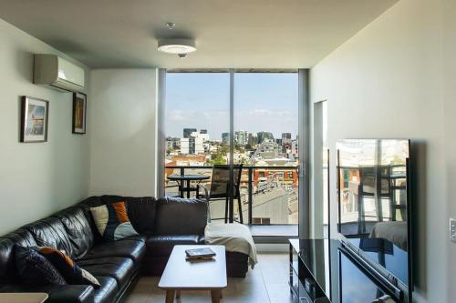 Clifton gym and BBQ. Central — 4-Star Luxury Hotel in Melbourne, Australia