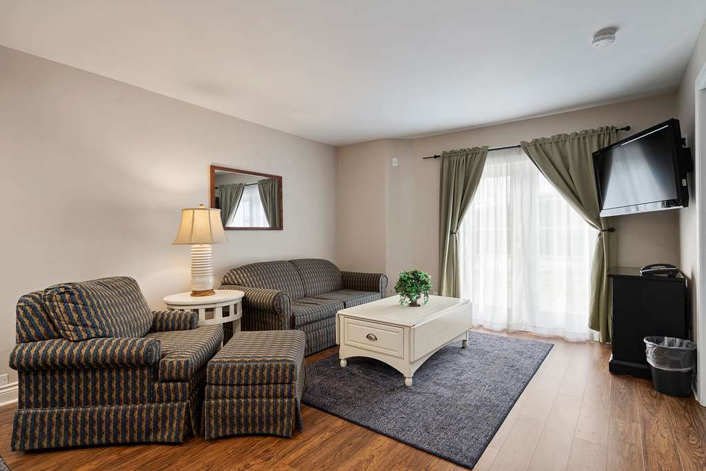 Charlevoix Inn & Suites SureStay Collection by Best Western - photo 20