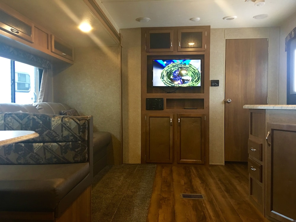 Enduro RV Citrus Valley Resort - photo 52