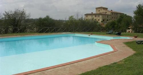 Residenza Il Platano Fortilizio di Campiglia — 4-Star Luxury Hotel in Rapolano Terme, Italy