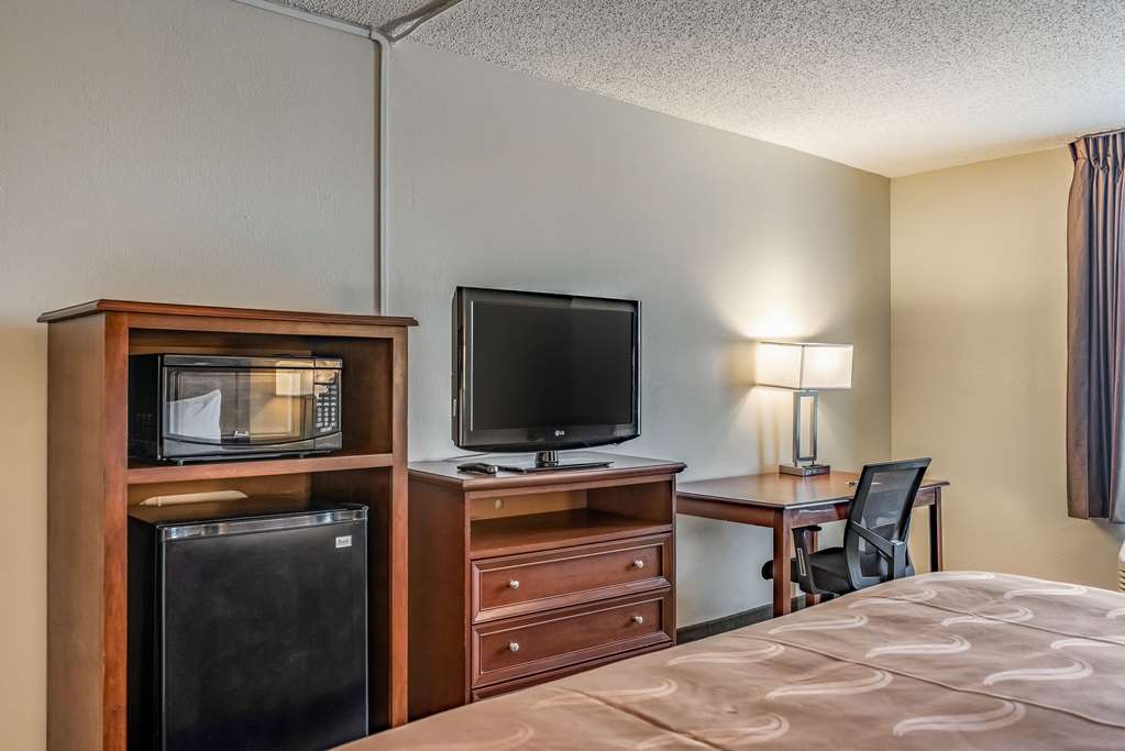 Quality Inn Bucyrus North - photo 10