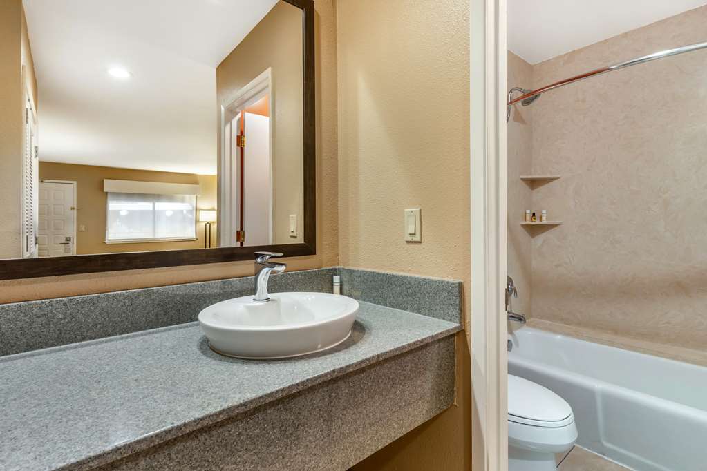 Best Western Plus Inn Scotts Valley - photo 41