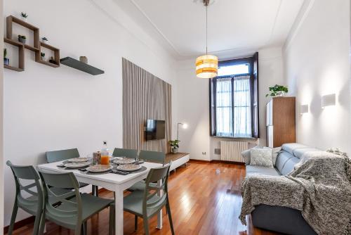StayEasy MonteNero48 PortaRomana city center — 4-Star Luxury Hotel in Milan, Italy