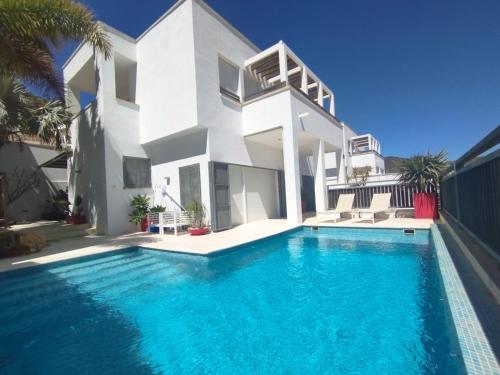 Marejada 25 in San Jose, Spain