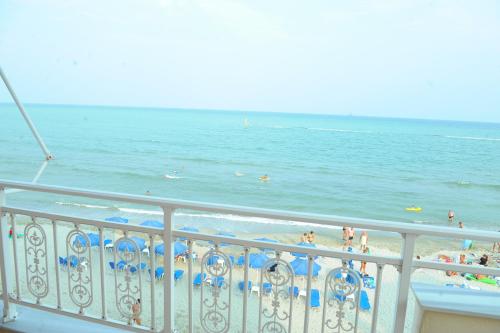 Aris - carbon neutral hotel in Paralia