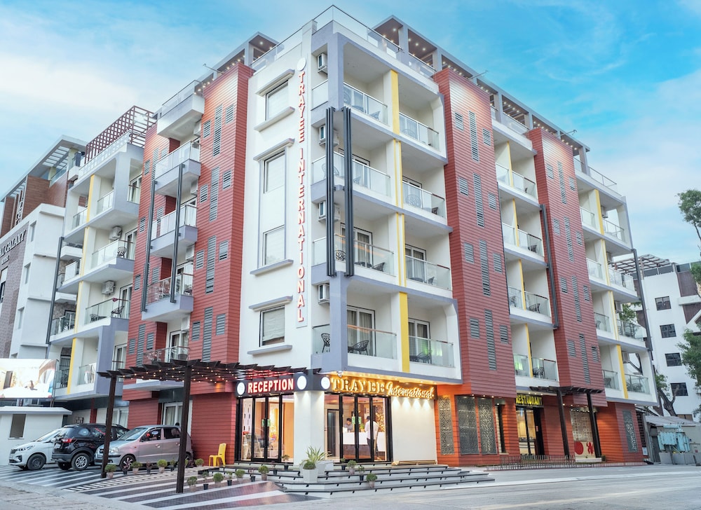Trayee International - carbon neutral hotel in Digha