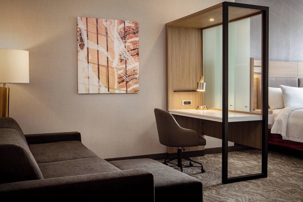 SpringHill Suites by Marriott Ames - photo 8