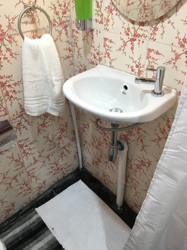 Bed and Butler Hostel
