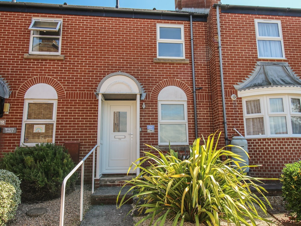 Rockpools - carbon neutral hotel in Weymouth