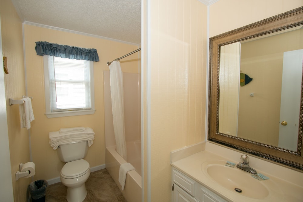 Outer Banks Motel - photo 170
