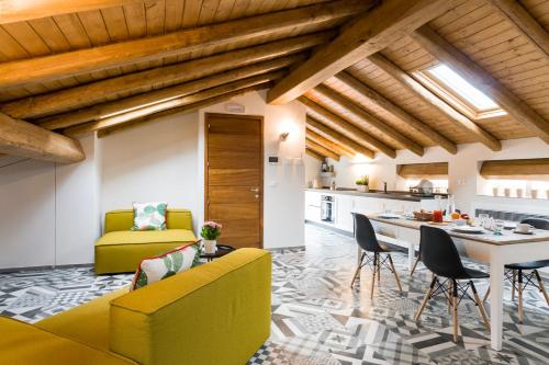 Casa Vacanza Etna Dream — 4-Star Luxury Hotel in Zafferana Etnea, Italy