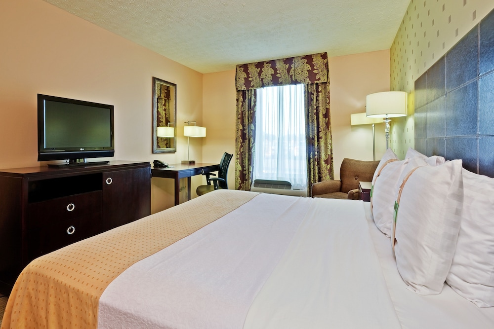 Holiday Inn Bloomington University Area by IHG - photo 6