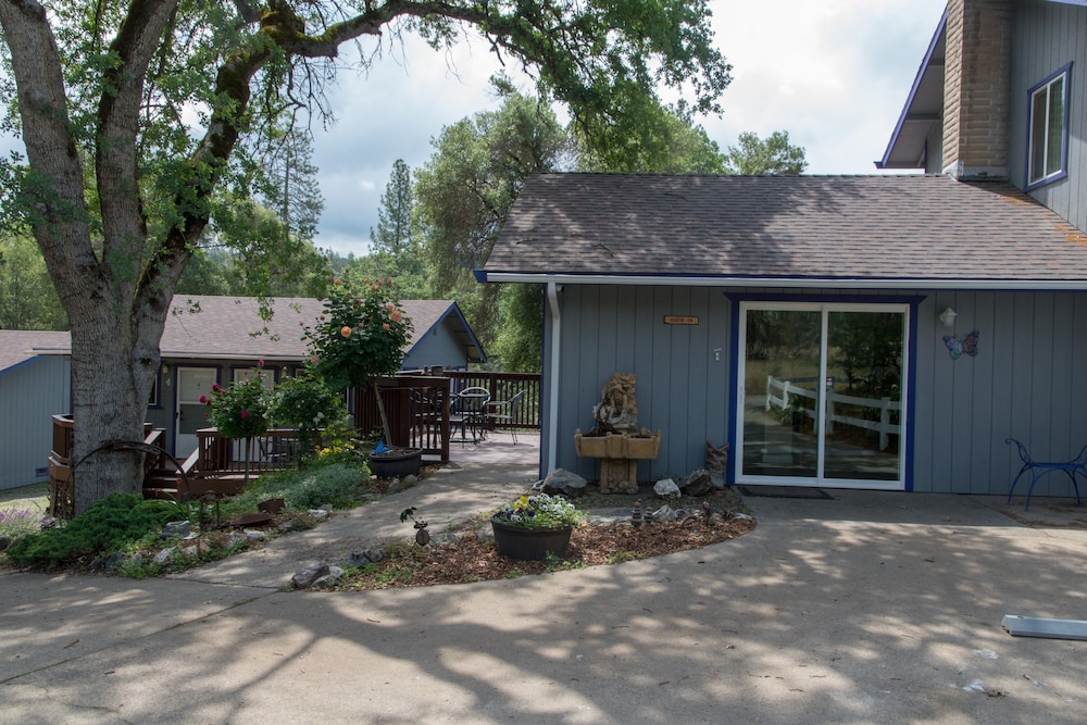 Little Valley Inn - photo 46