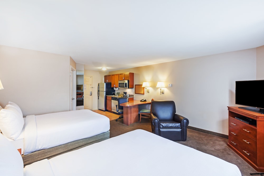 Candlewood Suites El Paso North by IHG - photo 11