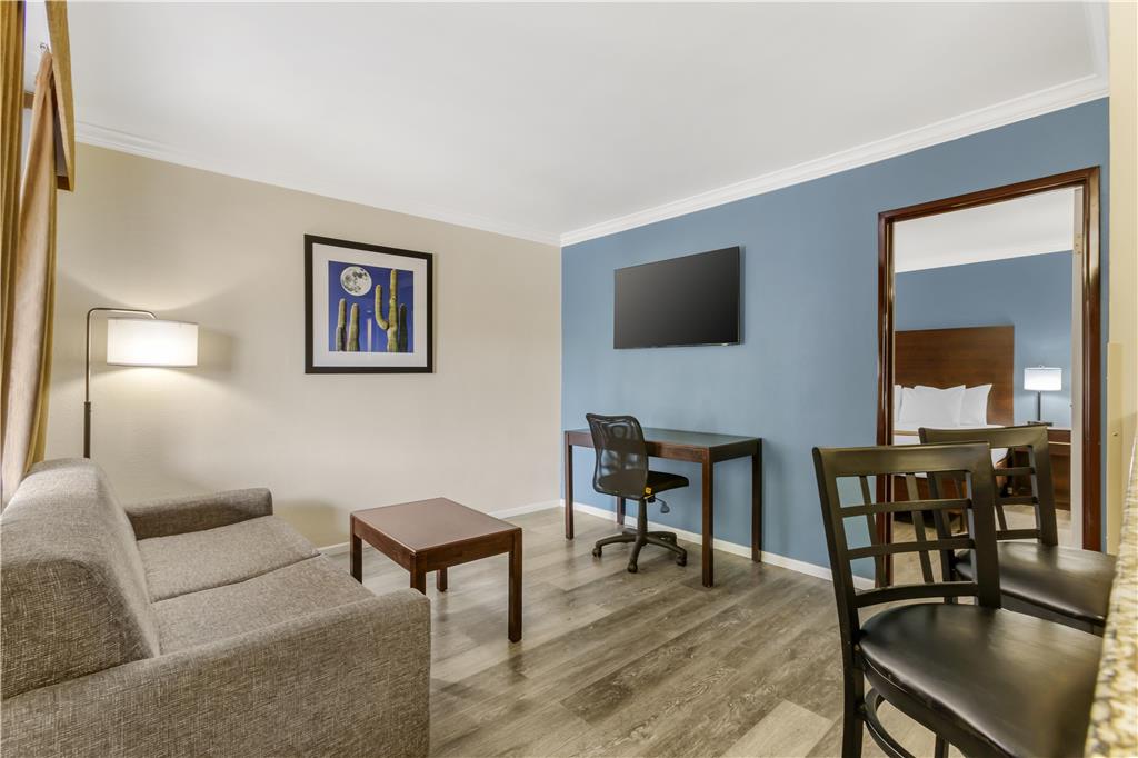 Best Western InnSuites Tucson Foothills Hotel & Suites - photo 74