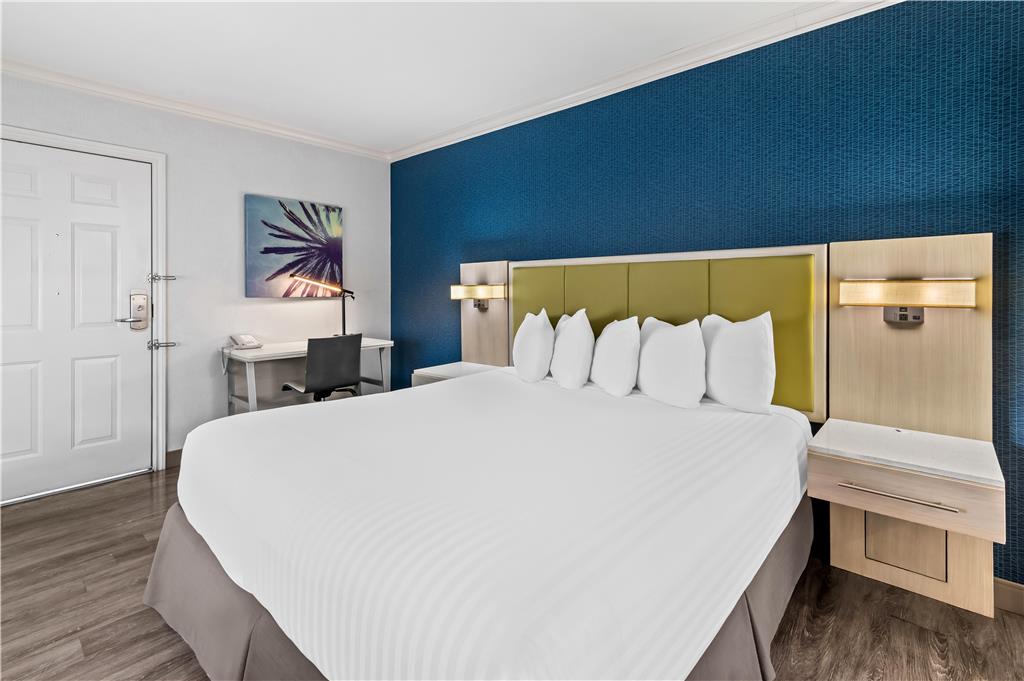 SureStay Hotel by Best Western Santa Monica - photo 13