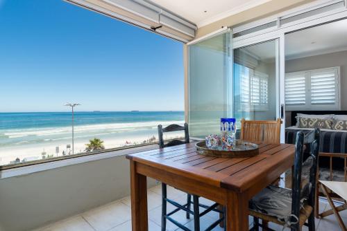 Lagoon Beach Penthouse