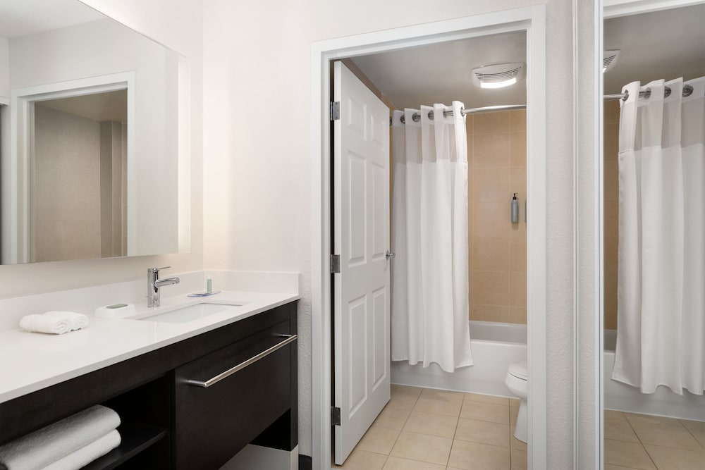 Residence Inn by Marriott Madison West Middleton - photo 28