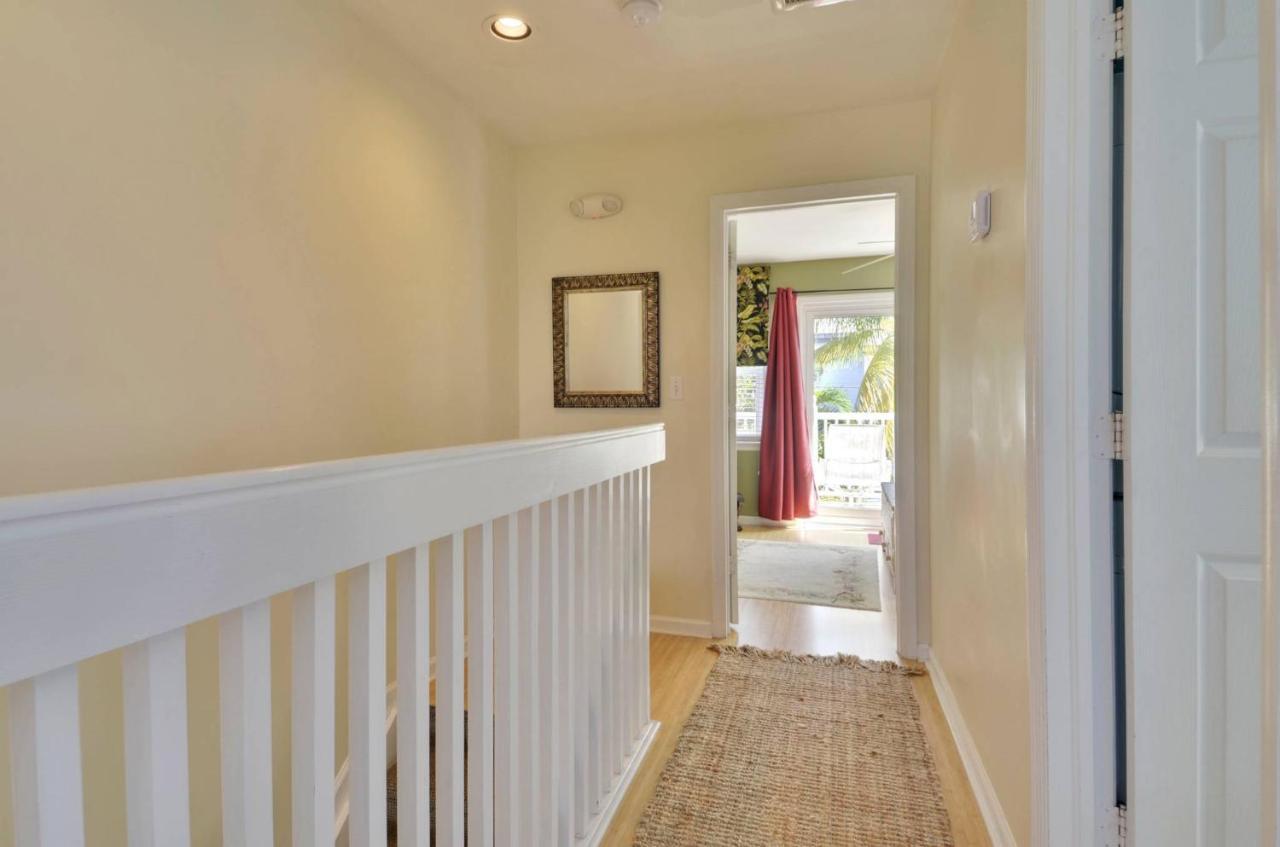 Linger Longer by Avantstay Key West Walkable Gated Community Shared Pool Week Long Stays Only - photo 9