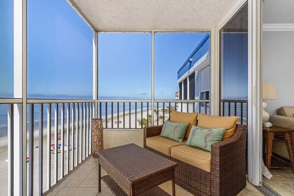 Welcome to Beach Villas # 704 Updated Top Floor Gulf Front & Sunsets Rental 250 Estero Blvd condo — 4-Star Luxury Hotel in Fort Myers Beach, United States