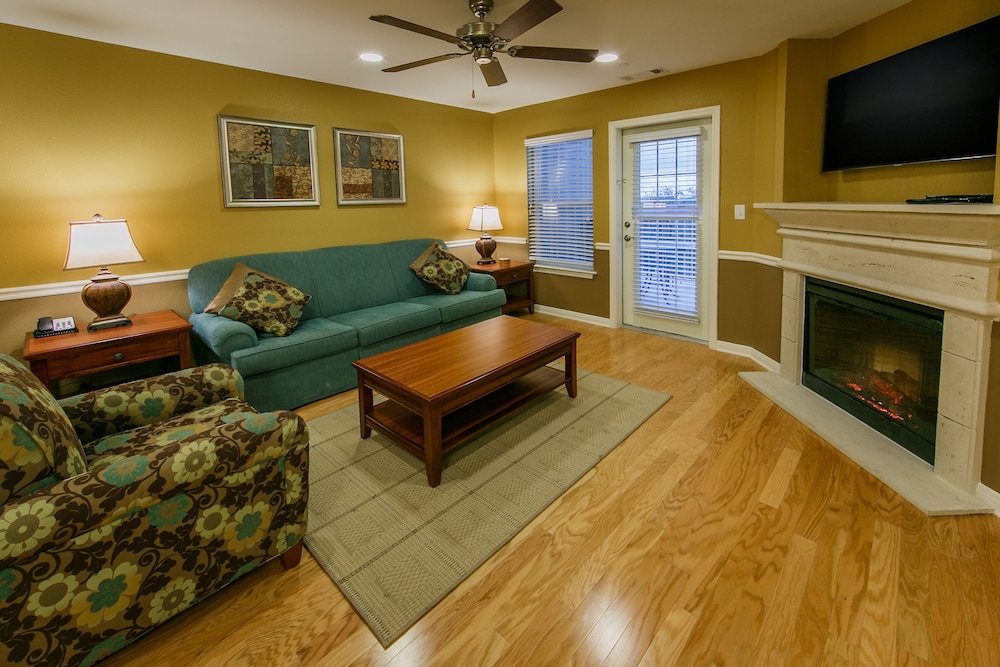 Holiday Inn Club Vacations Hill Country Resort Canyon Lake - photo 4