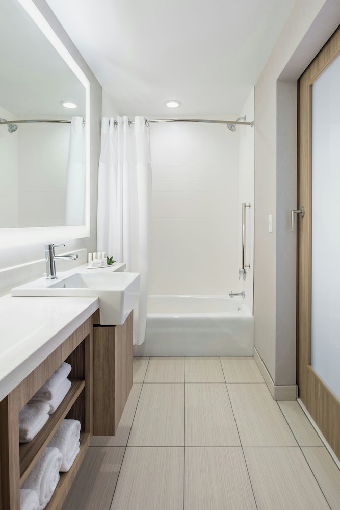 SpringHill Suites by Marriott Madison - photo 15